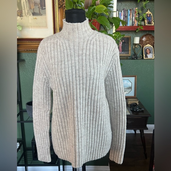 Lauren Ralph Lauren woman’s Cream Turtleneck Sweater - Picture 2 of 5